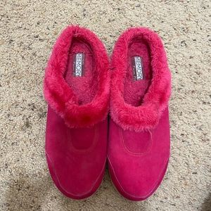 Sketchers furry memory foam slippers